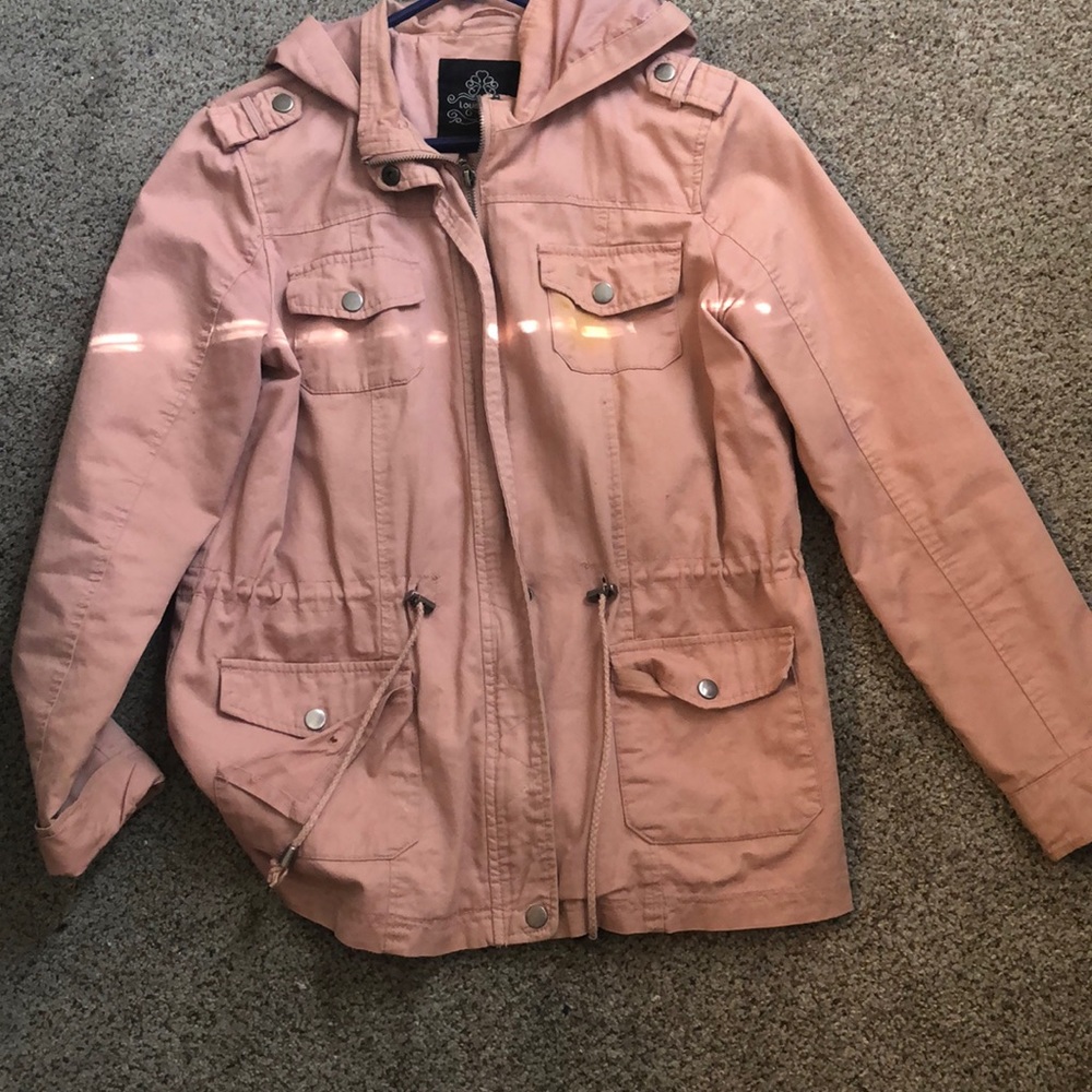 New Listing Louise Paris Women’s sz M Blush Jacket